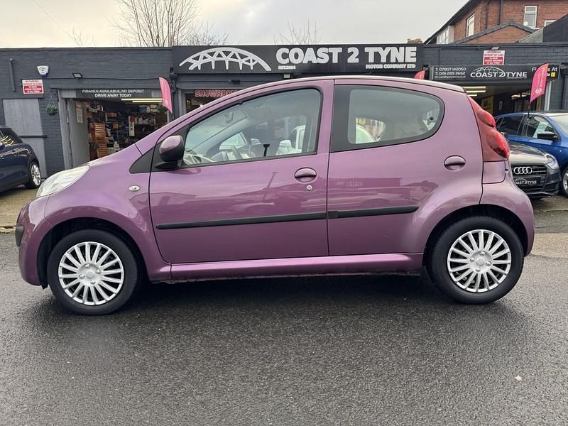 Used Peugeot 107 Active 68 HP (50 kW) 2012 Purple Hatchback