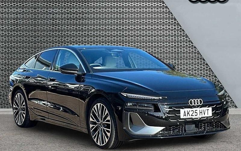 Used 2025 Audi e-tron Sportback S-Line SUV | £48,900 - Image 1/4