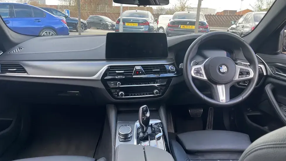 Used BMW 520 M Sport 187 HP (137 kW) 2023 Grey Estate