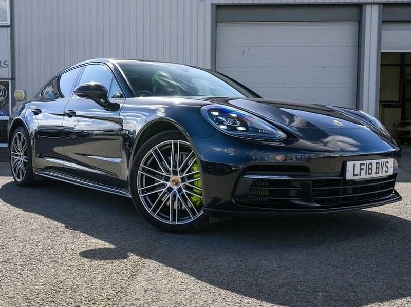Used Porsche Panamera 462 HP (339 kW) 2018 Black Hatchback