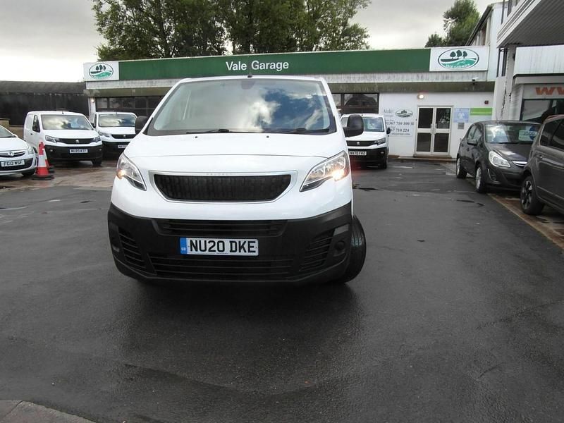 Gebraucht Vauxhall Vivaro Edition 100 PS (73 kW) 2020 Weiß Van / Kleinbus