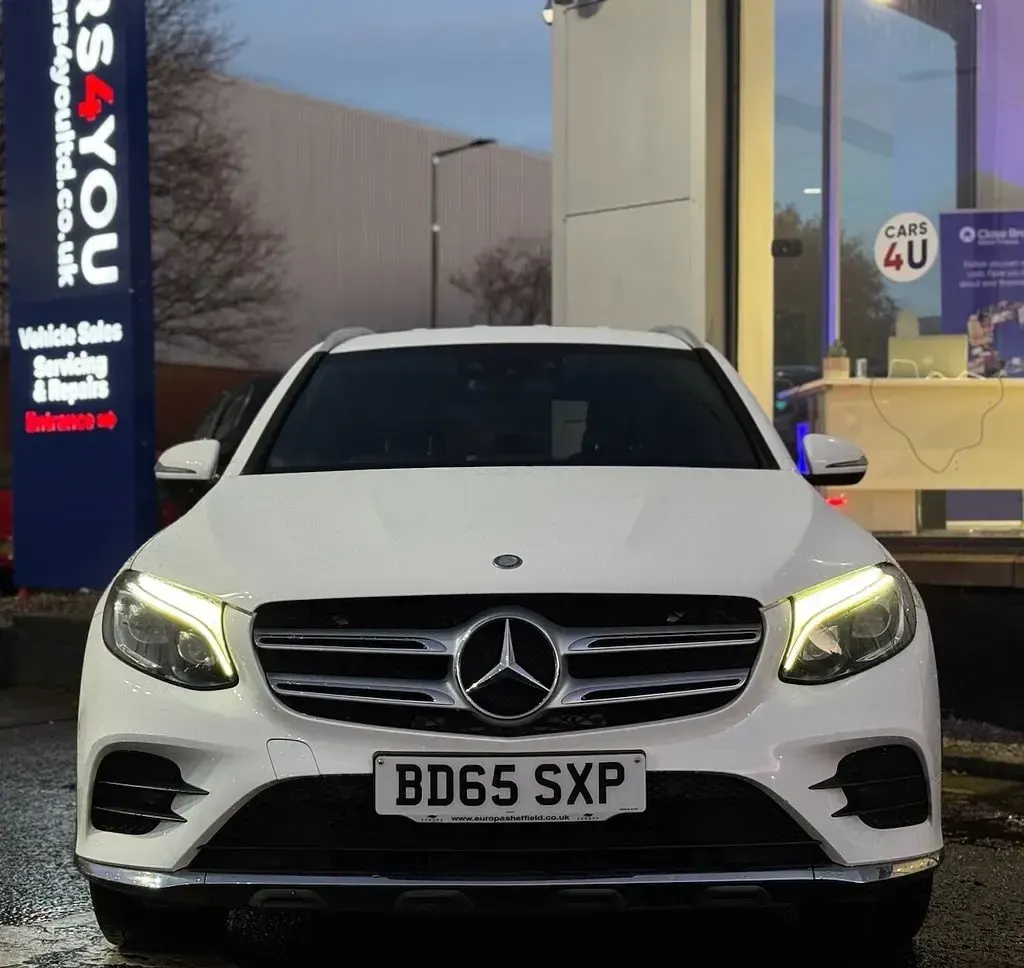 Used Mercedes GLC220 AMG line 170 HP (125 kW) 2015 White Estate