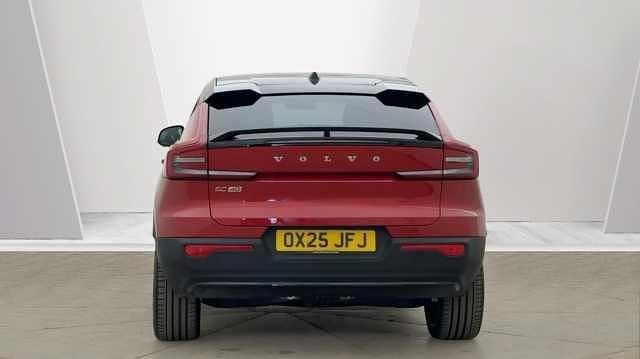 Usado Volvo EC40 Ultra 182 kW (248 HP) 2025 SUV