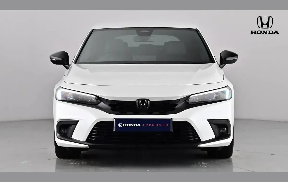 Used Honda Civic Hybrid 184 HP (135 kW) 2025 Platinum white Hatchback