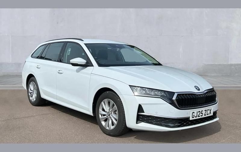 Used Skoda Octavia SE Technology 113 HP (83 kW) 2025 Moon white metallic Estate