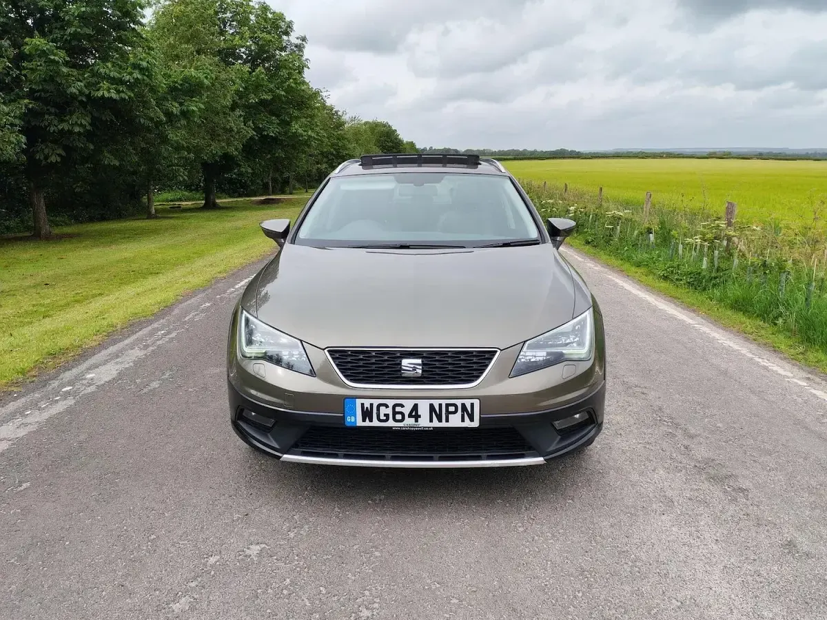 Used Seat Leon X-Perience Sport 184 HP (135 kW) 2015 Brown Estate