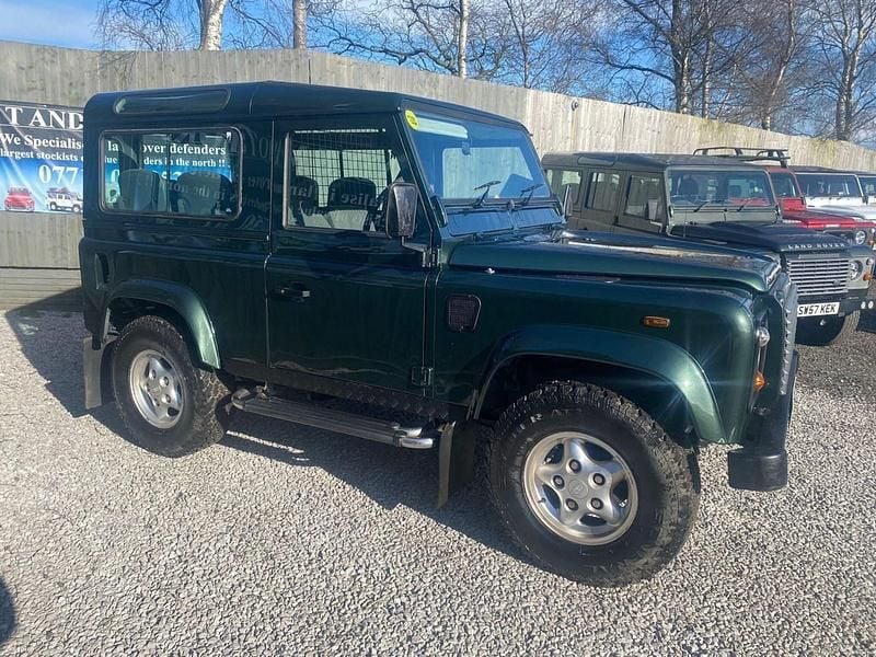 Used Land Rover Defender 2001 Green Estate
