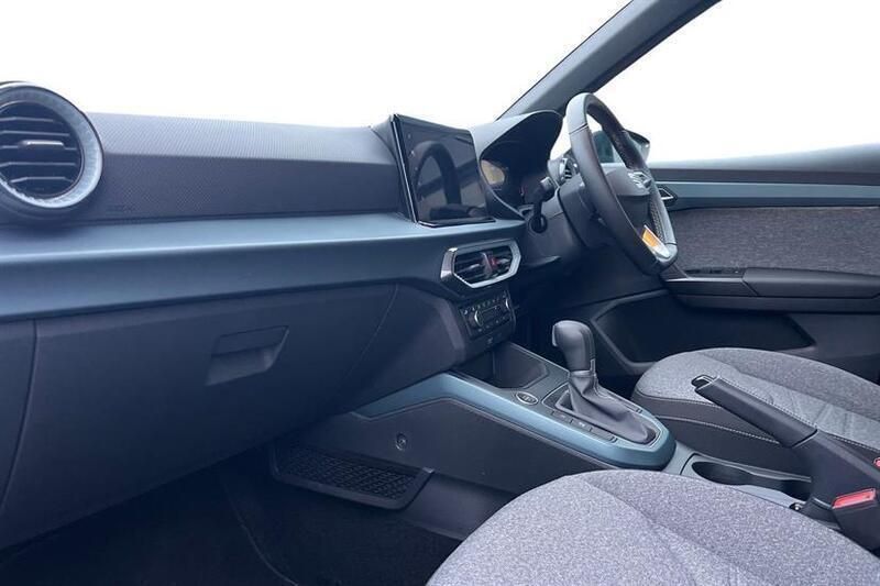 Image 2/4