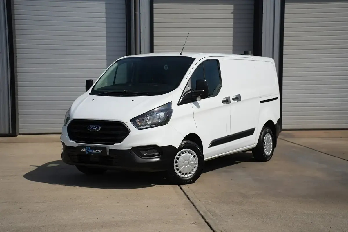 Used Ford Transit Custom 105 HP (77 kW) 2019 White Van
