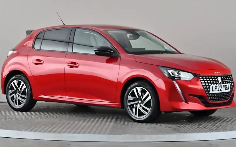 Used Peugeot 208 Allure+ 131 HP (96 kW) 2022 Hatchback