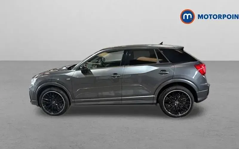 Gebraucht Audi Q2 Black Edition 150 PS (110 kW) 2026 SUV