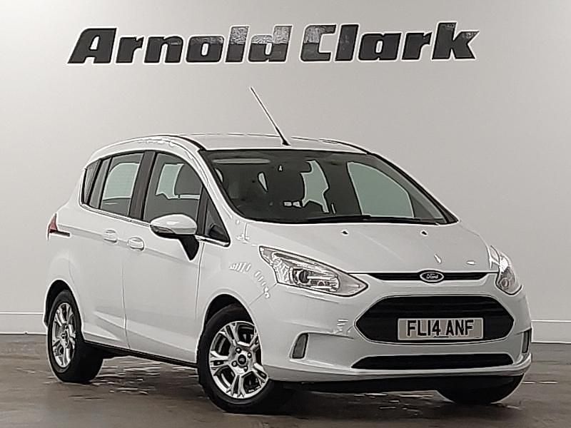 Used Ford B-MAX Zetec 90 HP (66 kW) 2014 White MPV