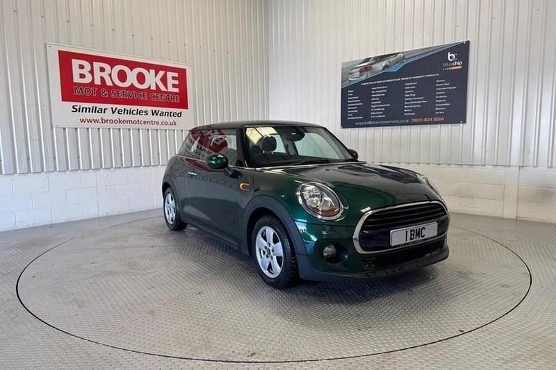Used Mini Cooper Hatch 2016 Green Hatchback