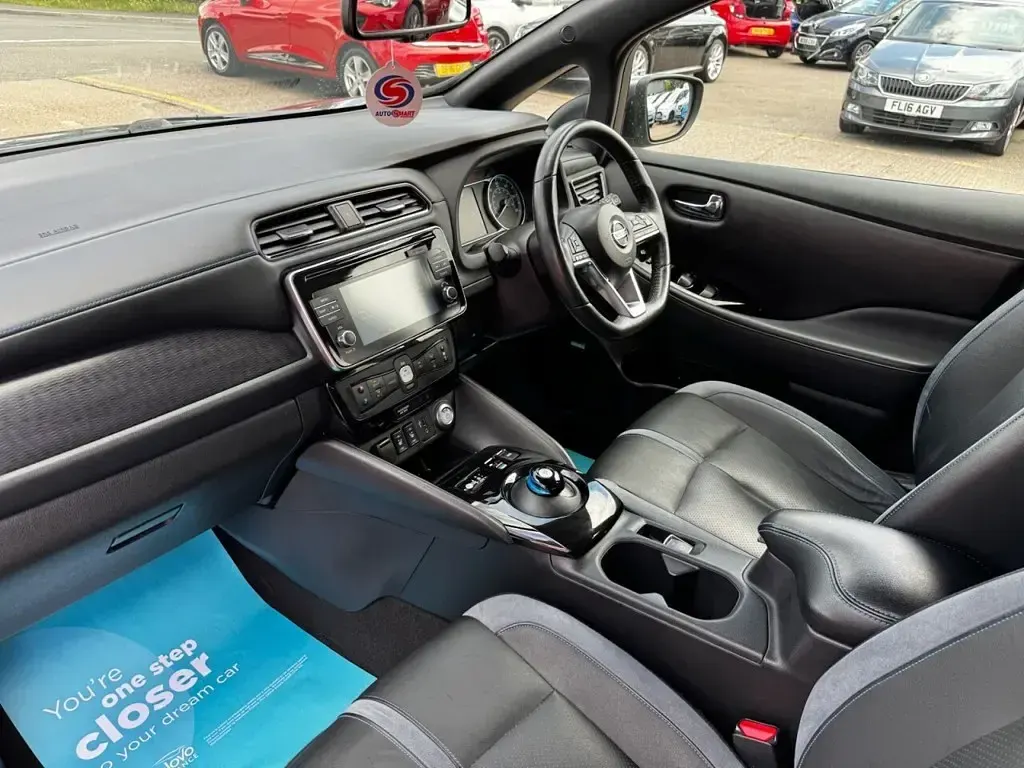 Used Nissan Leaf Tekna 110 kW (150 HP) 2018 Hatchback