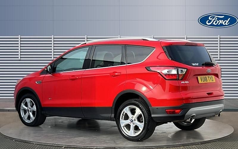 Used Ford Kuga Zetec 150 HP (110 kW) 2018 Red SUV