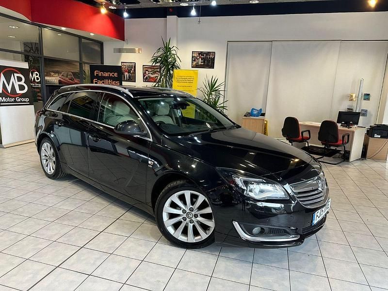 Black Used 2015 Vauxhall Insignia Elite Estate | £2,292 (Fair price) - Image 1/4