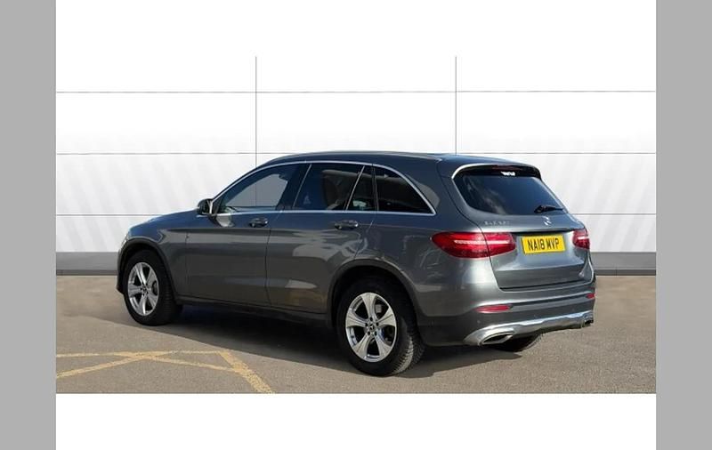 Used Mercedes GLC250 207 HP (152 kW) 2018 Grey SUV