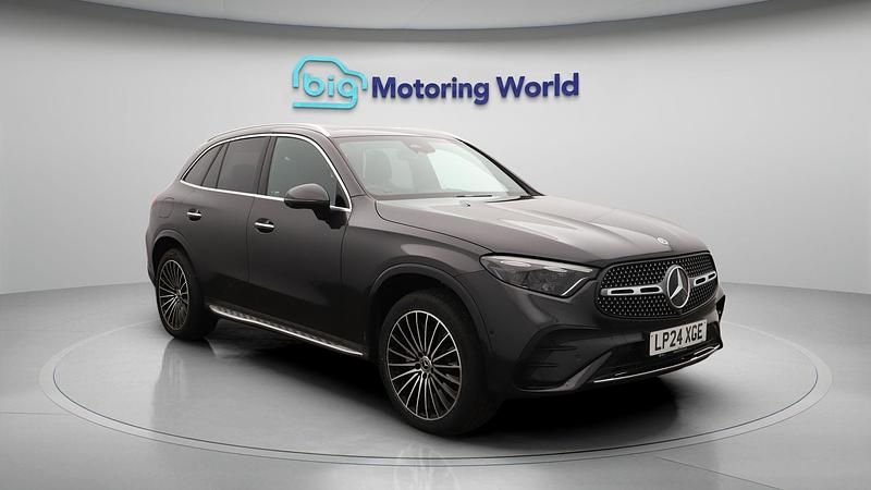 Used 2024 Mercedes GLC300e AMG line | £52,300 (Expensive) - Image 1/4
