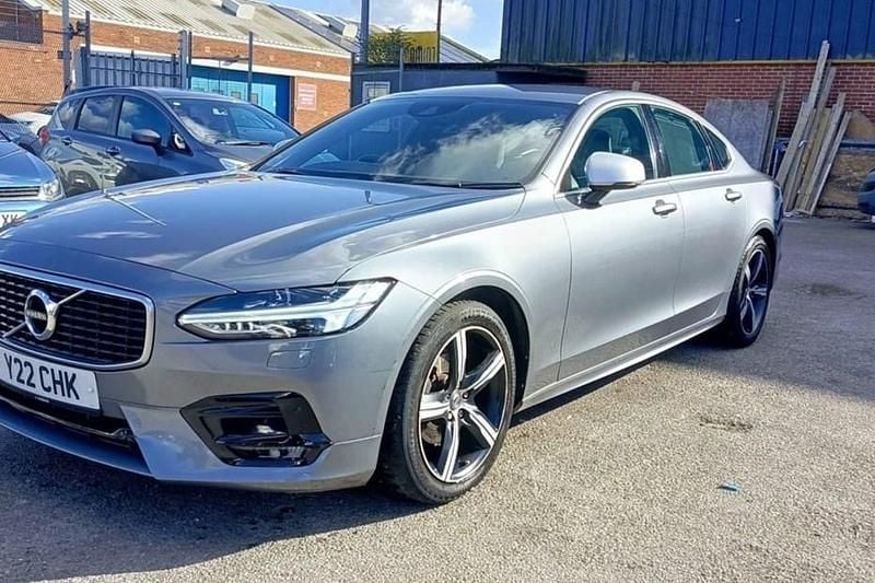 Used Volvo S90 R-Design 190 HP (139 kW) 2018 Grey Sedan