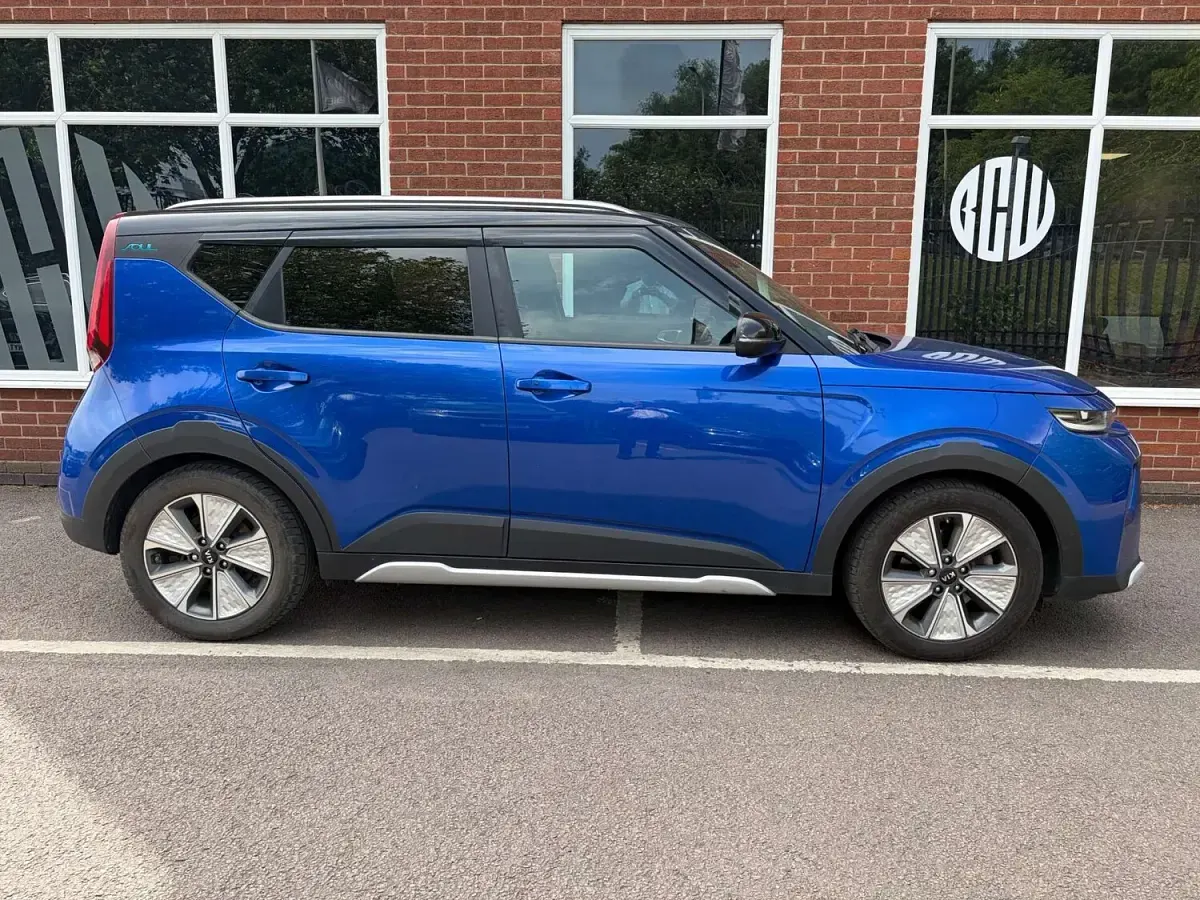 Used Kia Soul First Edition 147 kW (201 HP) 2020 Blue SUV