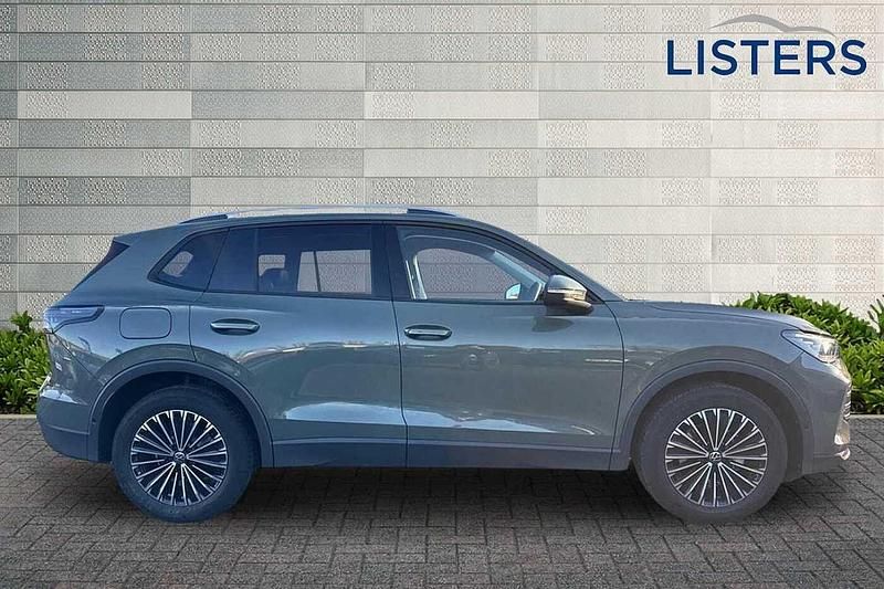 Used VW Tiguan Match 150 HP (110 kW) 2025 Green SUV