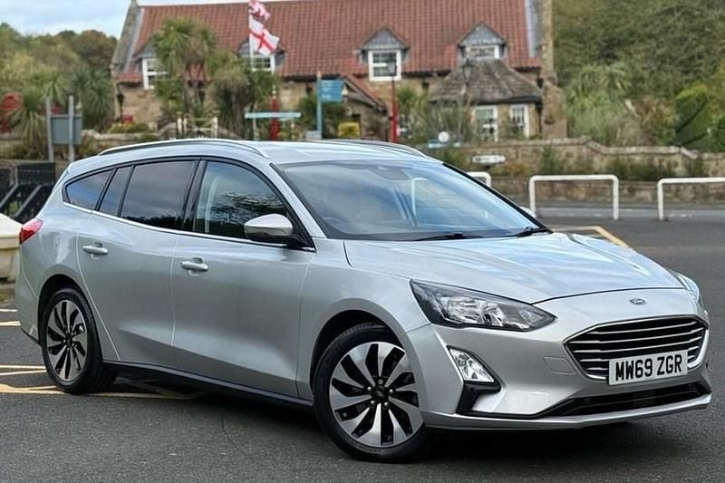Silver Used 2020 Ford Focus Zetec Estate | £9,891 (Good price) - Image 1/1