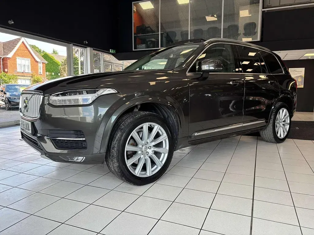 Used Volvo XC90 Inscription 2018 Grey SUV