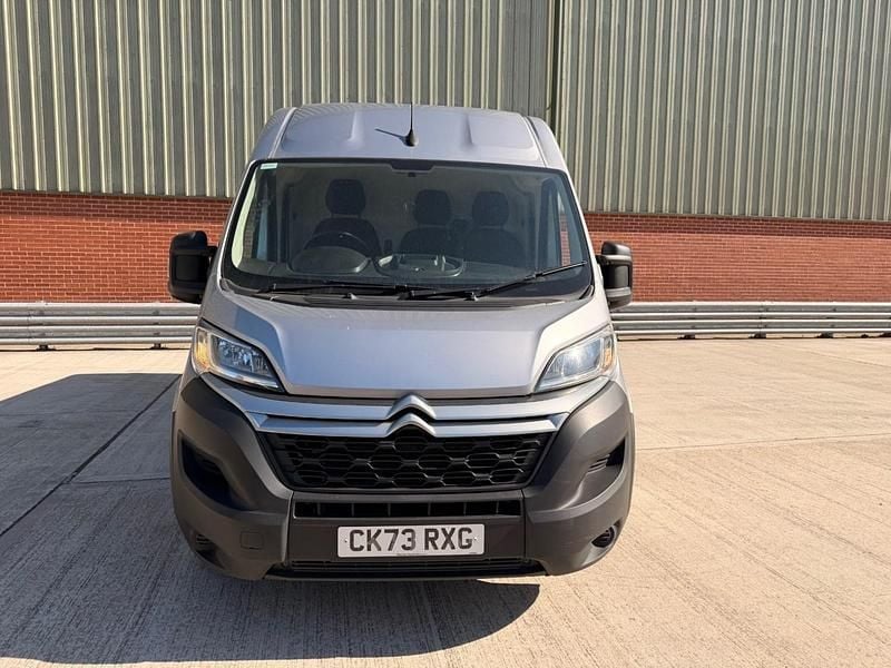 Usado Citroën Relay 140 HP (102 kW) 2023 Cinzento Van