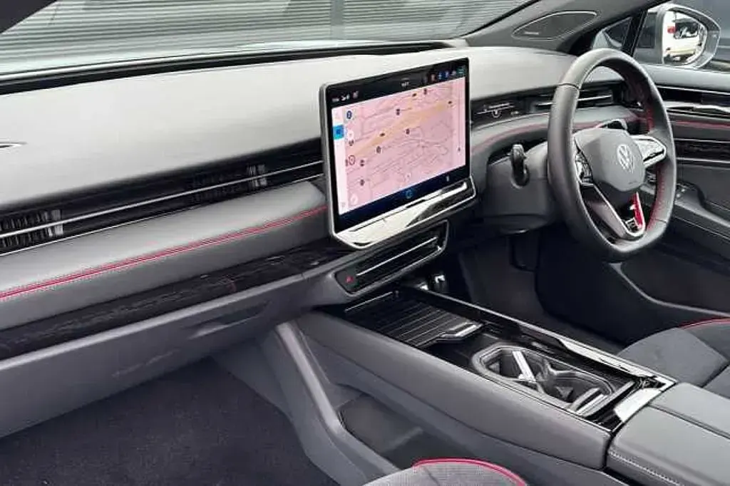 Nouvelle VW ID.7 GTX 250 kW (340 ch) 2025 Argent Citadine