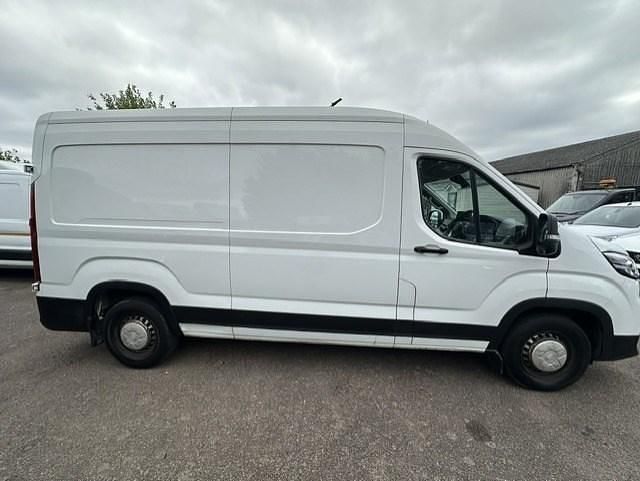 Used Maxus V90 161 HP (118 kW) 2022 White Van