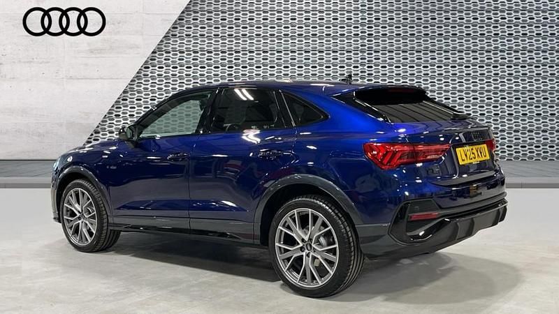 Used Audi Q3 Sportback Black Edition 150 HP (110 kW) 2025 Blue SUV