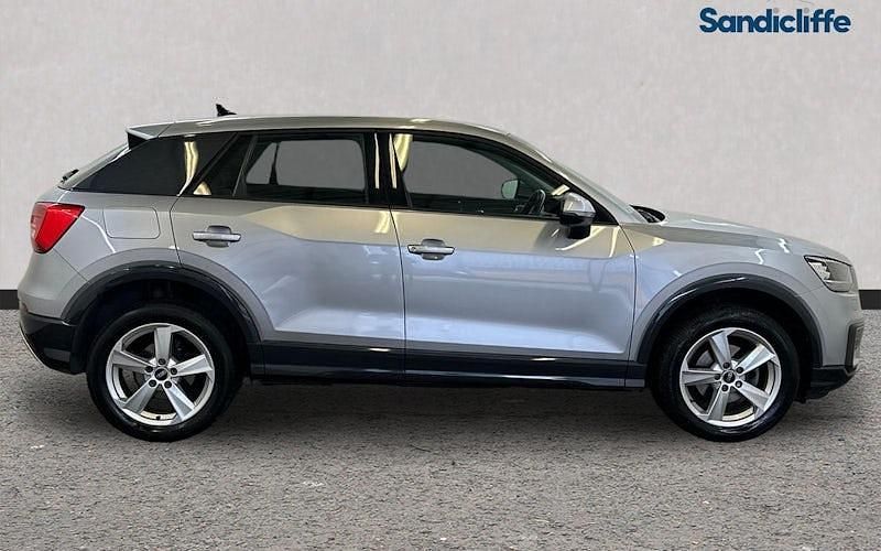 Used Audi Q2 Sport 116 HP (85 kW) 2020 Silver SUV
