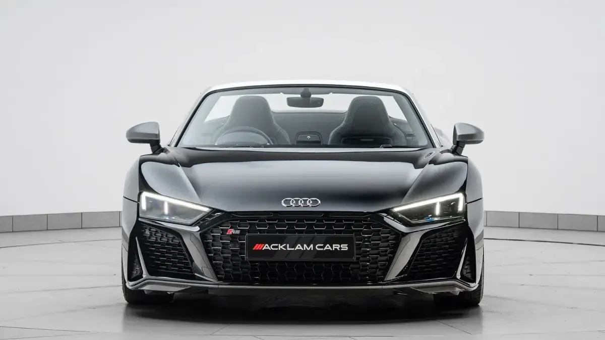 Used Audi R8 Spyder Performance 620 HP (456 kW) 2021 Black Cabriolet