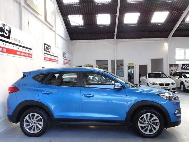 Used Hyundai Tucson SE 116 HP (85 kW) 2017 Blue SUV