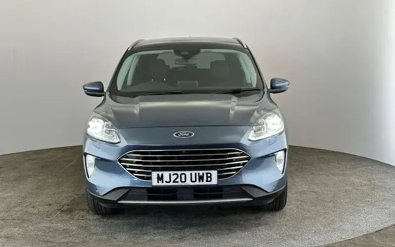 Used Ford Kuga Titanium 120 HP (88 kW) 2020 Blue SUV