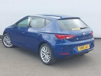 Used Seat Leon SE Dynamic 115 HP (84 kW) 2019 Blue Hatchback