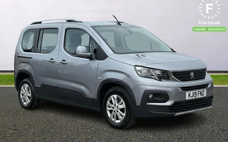 Used 2023 Peugeot Rifter Allure MPV | £11,899 - Image 1/4