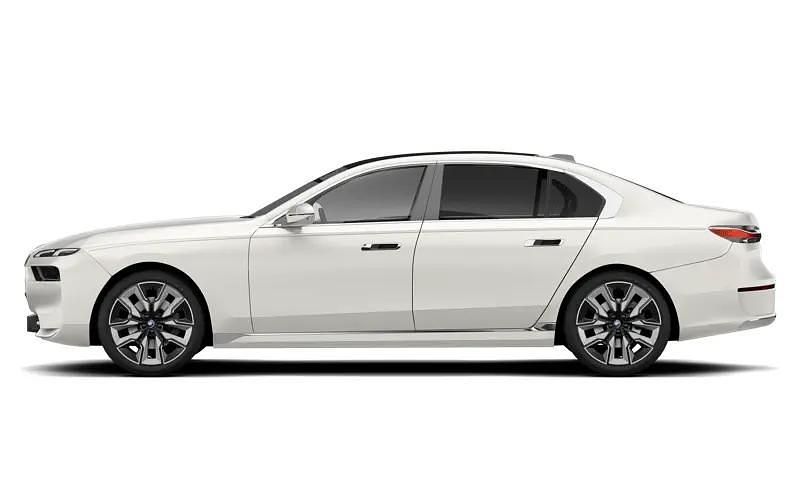 New 2026 BMW 750e M Sport Sedan | £98,021 - Image 1/1