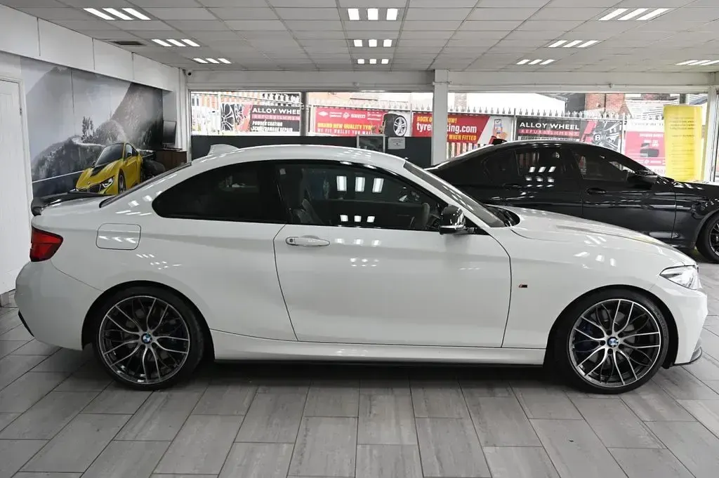 Used BMW M240i M Sport 340 HP (250 kW) 2018 White Coupe
