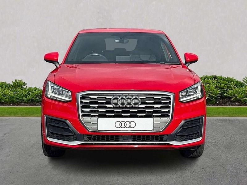 Used Audi Q2 S-Line 150 HP (110 kW) 2018 Red SUV