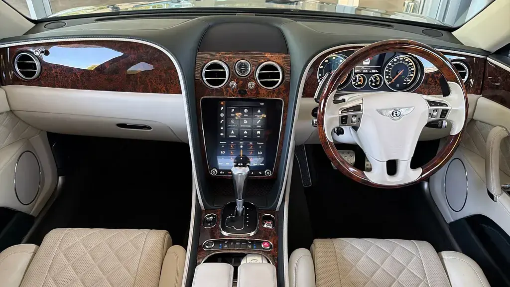 Used Bentley Continental GT 2018 Green Sedan