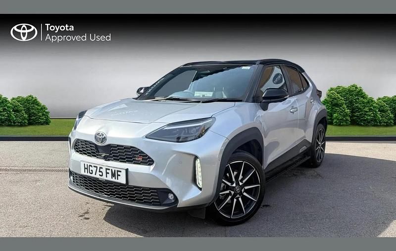 Used Toyota Yaris Cross Sport 128 HP (94 kW) 2025 Silver SUV