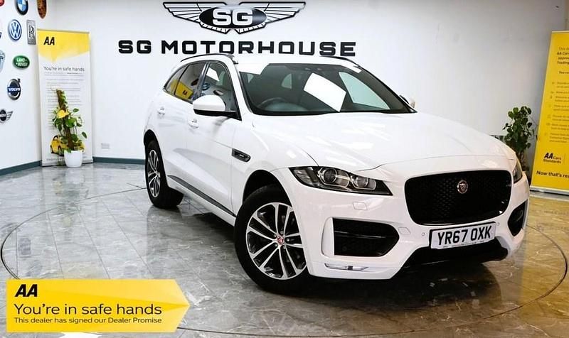 White Used 2017 Jaguar F-Pace R-Sport SUV | £16,495 (Fair price) - Image 1/4