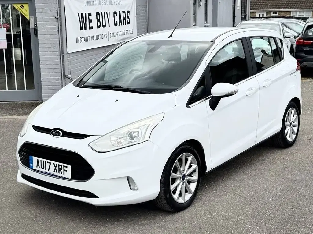 Used Ford B-MAX Titanium 105 HP (77 kW) 2017 White MPV