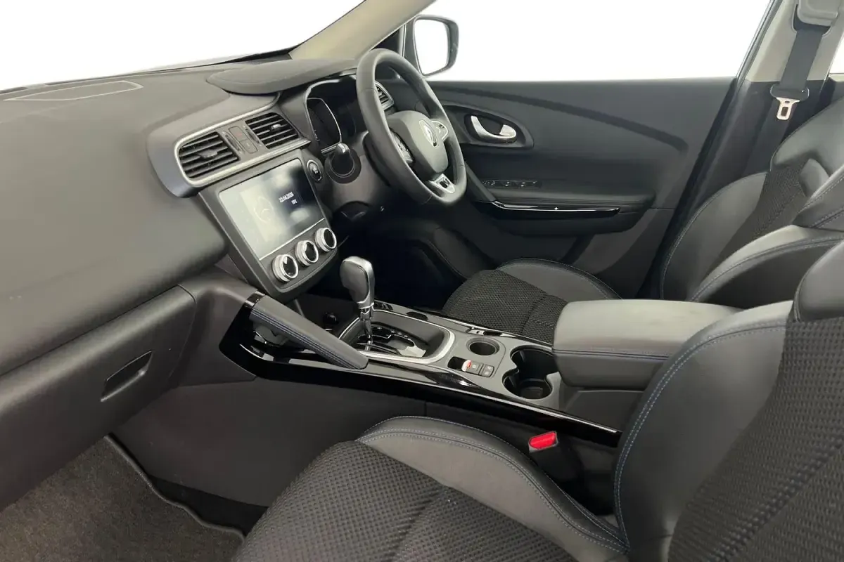 Usado Renault Kadjar Version S 159 HP (116 kW) 2020 Cinzento SUV
