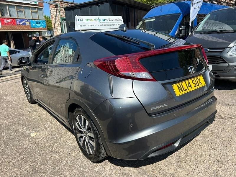 Begagnad Honda Civic SE Plus 2014 Grå Halvkombi