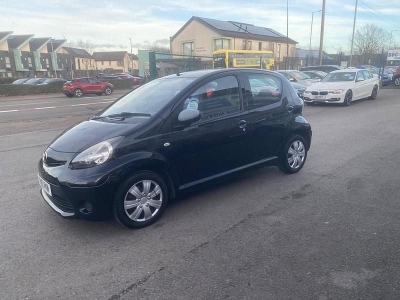 Used Toyota Aygo 68 HP (50 kW) 2012 Black Hatchback