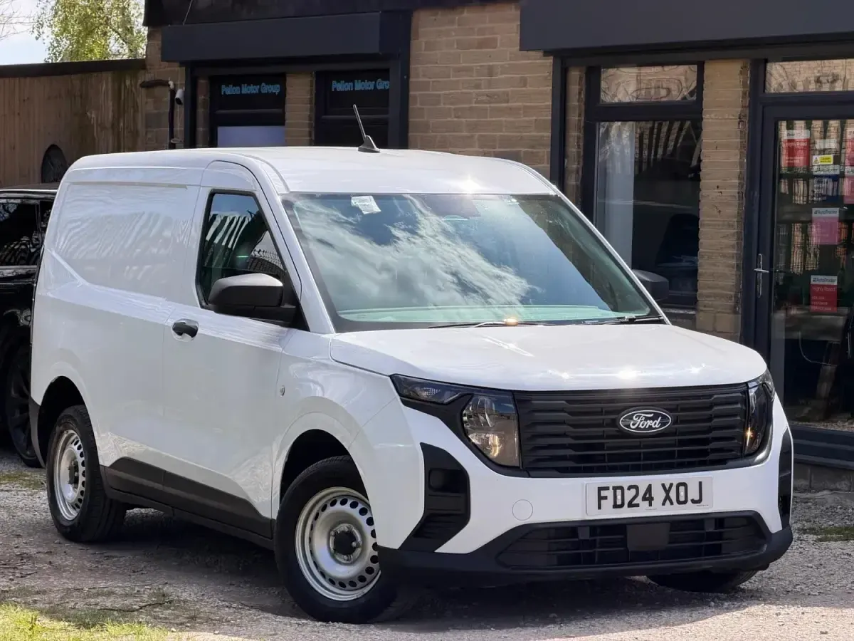 Begagnad Ford Transit 2024 Vit Van