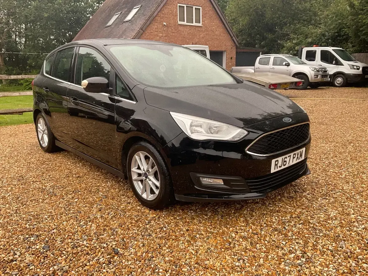Used Ford C-MAX Zetec 120 HP (88 kW) 2018 Black MPV
