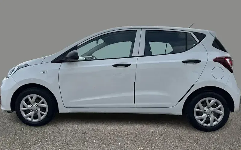 Used Hyundai i10 67 HP (49 kW) 2020 Hatchback